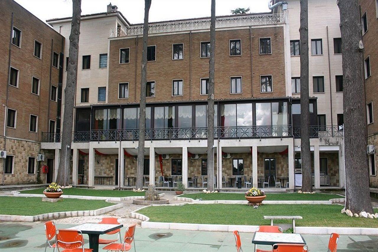 Regal Park Hotel Rom Exteriör bild